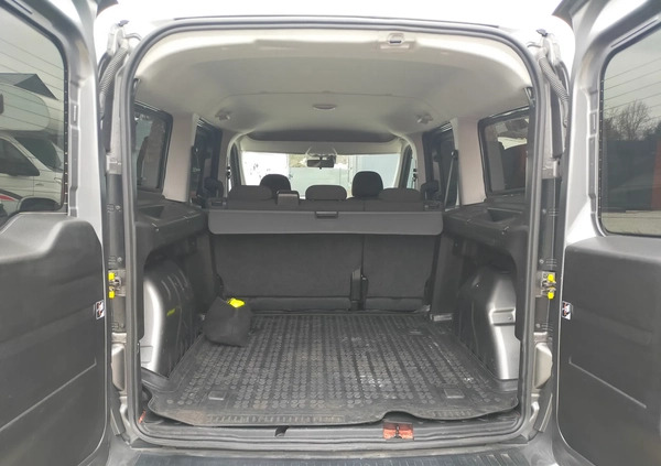 Fiat Doblo cena 106887 przebieg: 34604, rok produkcji 2022 z Gliwice małe 379